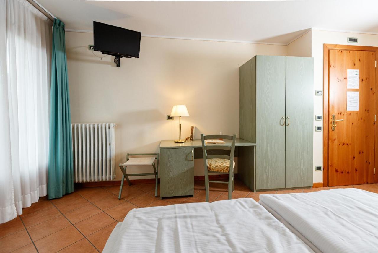 Hotel Villa Rina Bormio Exterior photo