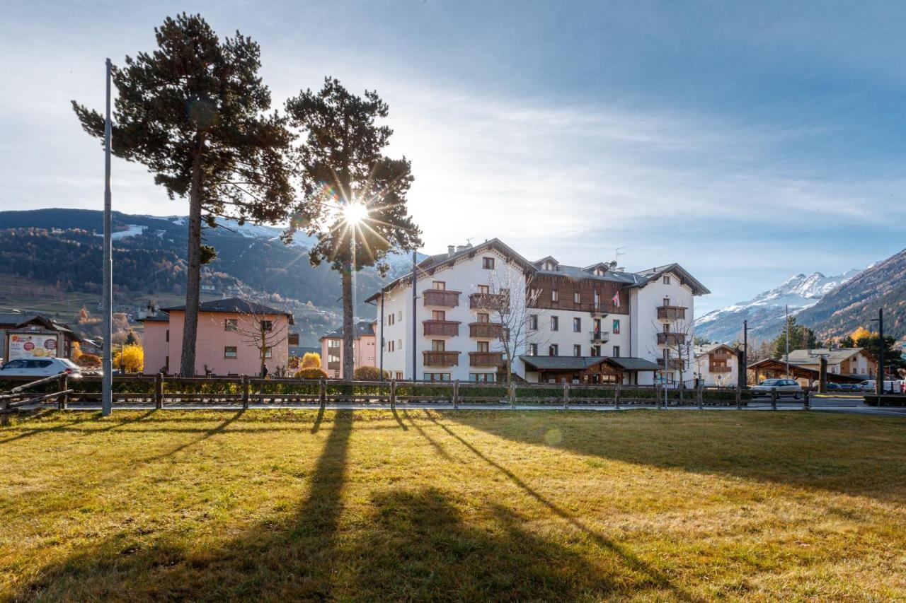 Hotel Villa Rina Bormio Exterior photo